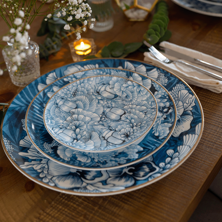 Remediarium Primum Charger Plate — porcelain, blue botanical illustration, 14in