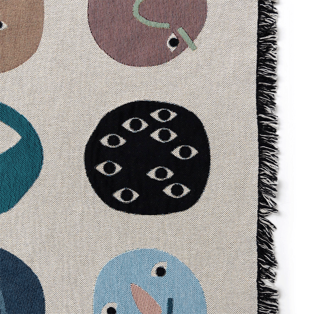 Dots_Blanket_detail