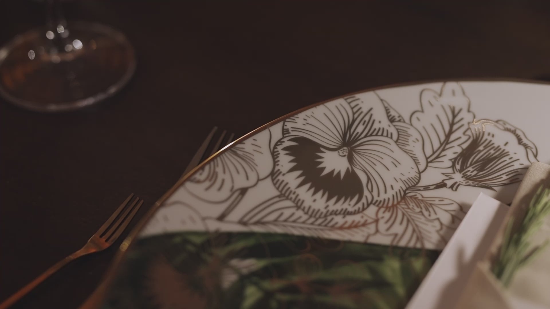 Botanical Designer Tableware